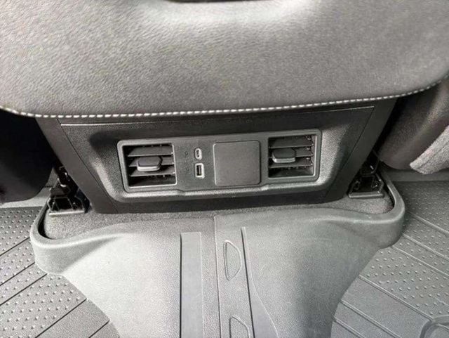 Pre-Owned 2024 Chevrolet Silverado 1500 Custom - photo - 18