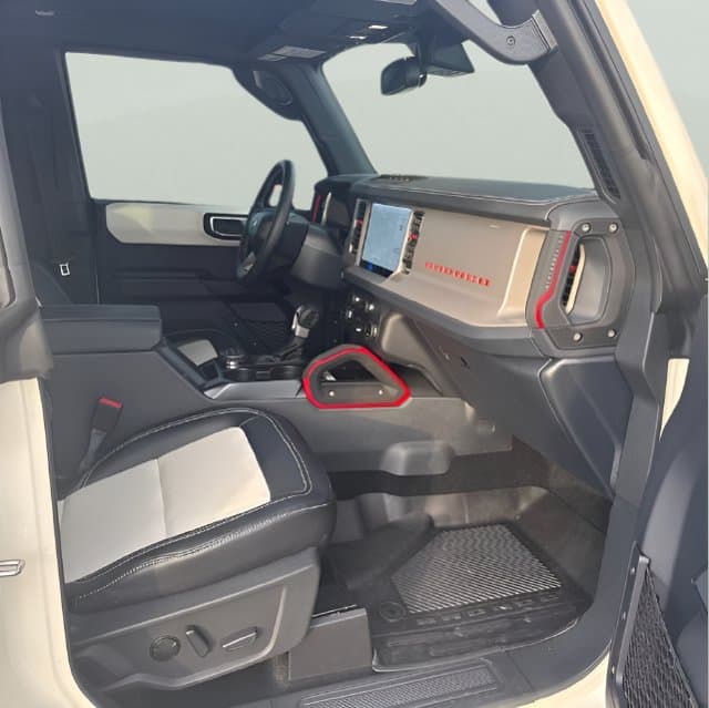 Pre-Owned 2026 Ford Bronco Outer Banks - photo - 16