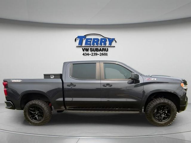 Pre-Owned 2024 Chevrolet Silverado 1500 LT Trail Boss - photo - 0
