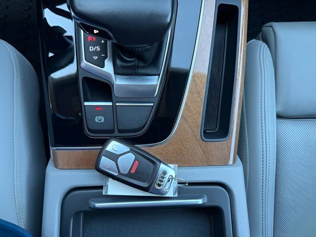 Pre-Owned 2022 Audi Q5 45 S line Prestige - photo - 18