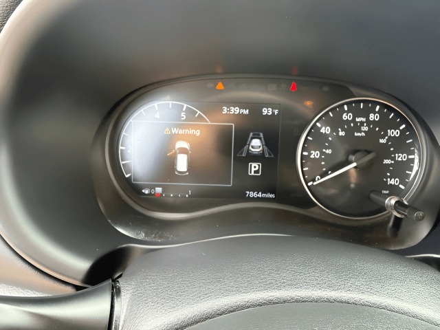 Pre-Owned 2023 Nissan Kicks SR - photo - 13