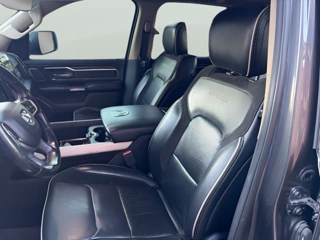 Pre-Owned 2019 Ram 1500 Laramie - photo - 7
