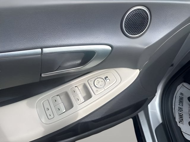 Pre-Owned 2025 Hyundai Sonata SEL - photo - 11