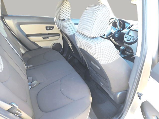 Pre-Owned 2011 Kia Soul Exclaim - photo - 12