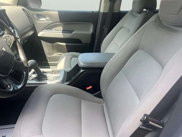 Pre-Owned 2018 Chevrolet Colorado LT - photo - 11