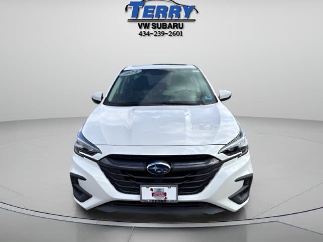 Pre-Owned 2024 Subaru Legacy Limited - photo - 1