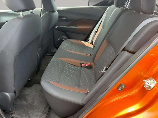 Pre-Owned 2023 Nissan Kicks SR - photo - 22