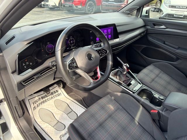 Pre-Owned 2023 Volkswagen Golf GTI Autobahn - photo - 4