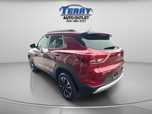 Pre-Owned 2025 Chevrolet TrailBlazer LT - photo - 4