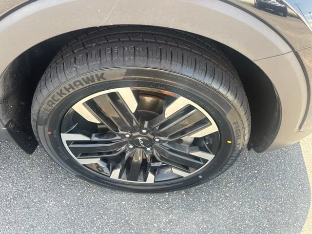Pre-Owned 2023 Kia Telluride SX-Prestige - photo - 18