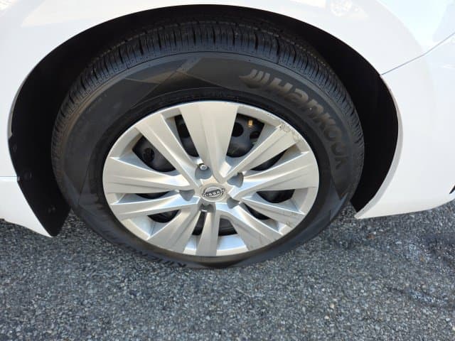 Pre-Owned 2025 Nissan Sentra S - photo - 8