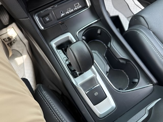 Pre-Owned 2024 Subaru Ascent Limited - photo - 26