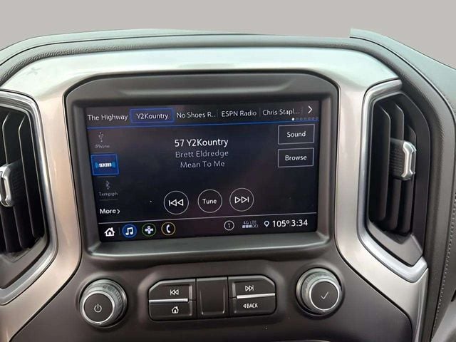 Pre-Owned 2021 Chevrolet Silverado 1500 RST - photo - 13