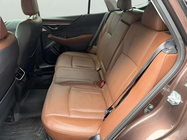 Pre-Owned 2021 Subaru Outback Touring XT - photo - 13