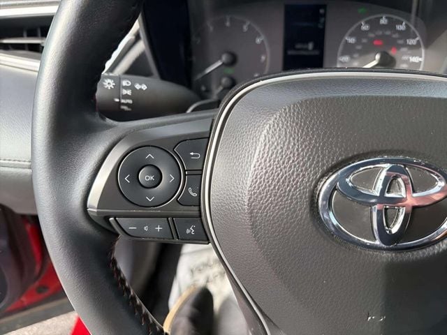 Pre-Owned 2024 Toyota Corolla Cross Hybrid XSE - photo - 5