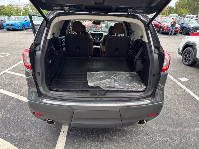 Pre-Owned 2024 Subaru Ascent Touring - photo - 12