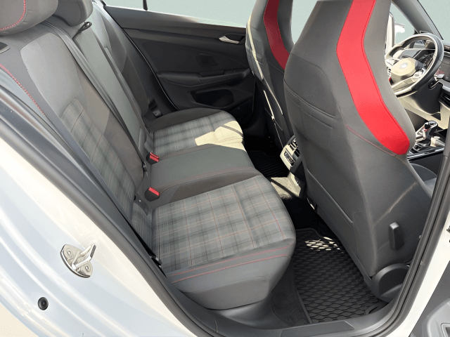 Pre-Owned 2023 Volkswagen Golf GTI Autobahn - photo - 26
