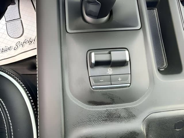 Pre-Owned 2026 GMC Sierra 1500 AT4X - photo - 9