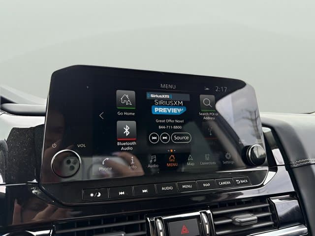 Pre-Owned 2022 Nissan Pathfinder Platinum - photo - 11