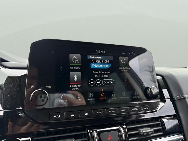 Pre-Owned 2022 Nissan Pathfinder Platinum - photo - 11