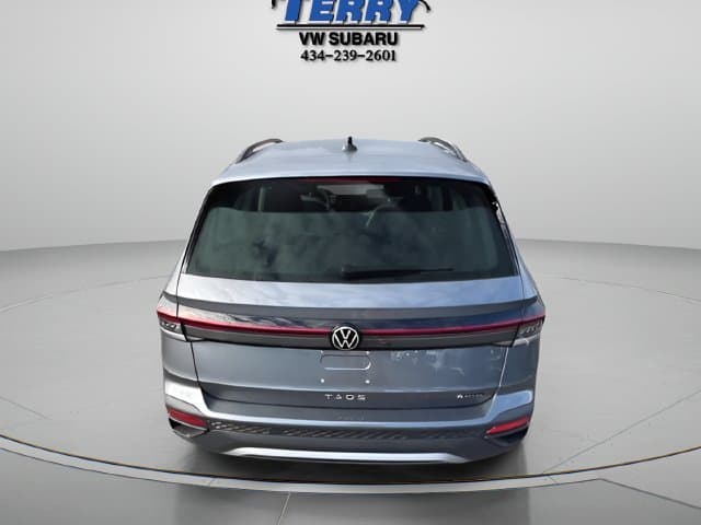 Pre-Owned 2025 Volkswagen Taos 1.5T S - photo - 2