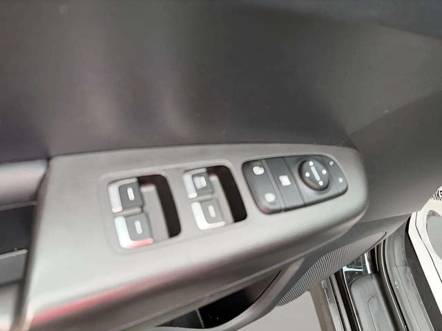 Pre-Owned 2021 Kia Sportage LX - photo - 8
