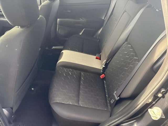 Pre-Owned 2024 Mitsubishi Outlander Sport 2.0 ES - photo - 8
