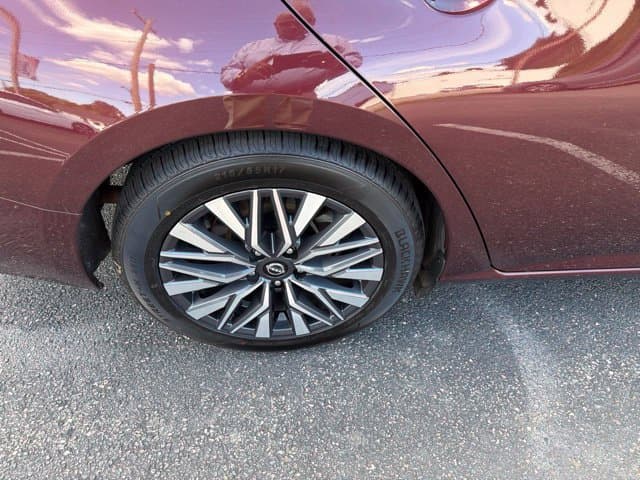 Pre-Owned 2024 Nissan Altima 2.5 SV - photo - 19