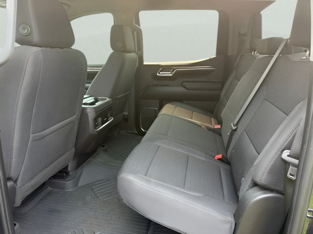 Pre-Owned 2024 Chevrolet Silverado 1500 LT Trail Boss - photo - 5
