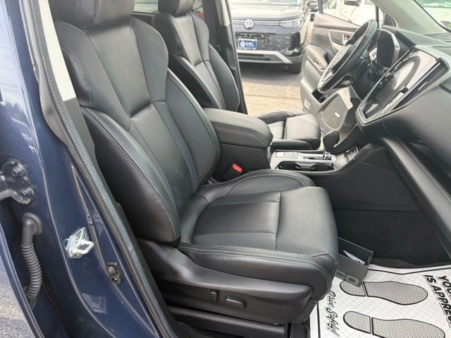 Pre-Owned 2024 Subaru Ascent Limited - photo - 31