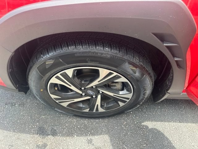 Pre-Owned 2024 Subaru Crosstrek Premium - photo - 18