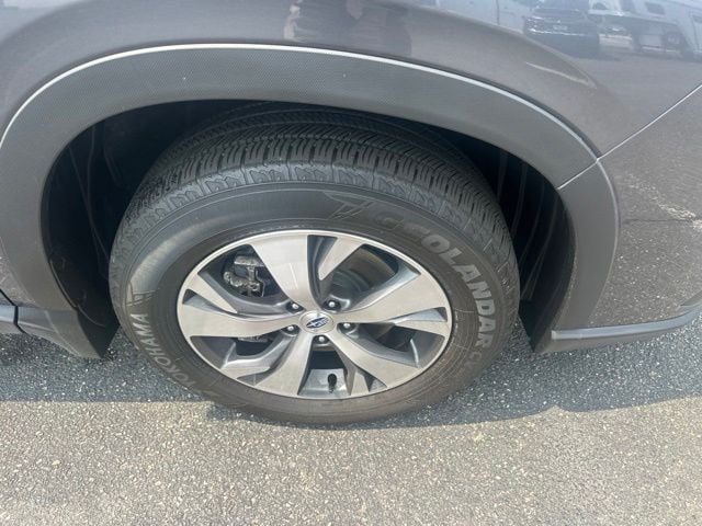Pre-Owned 2022 Subaru Ascent Premium - photo - 18