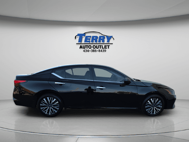 Pre-Owned 2024 Nissan Altima 2.5 SV - photo - 4