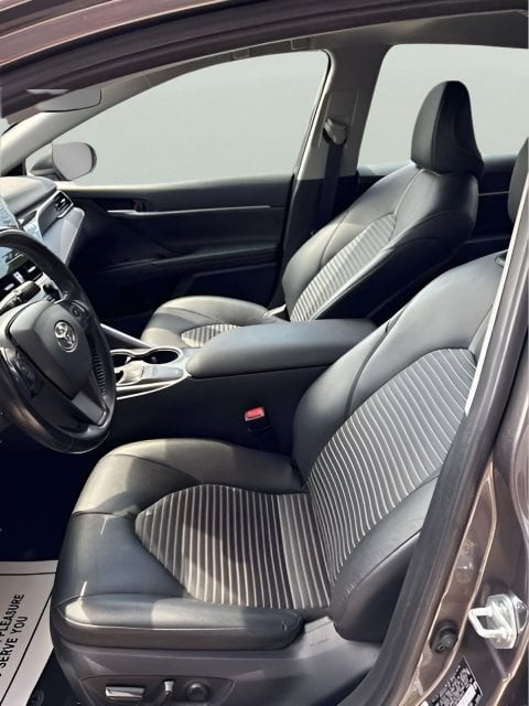 Pre-Owned 2024 Toyota Camry SE - photo - 8