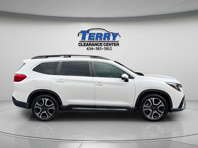 Pre-Owned 2023 Subaru Ascent Limited - photo - 0