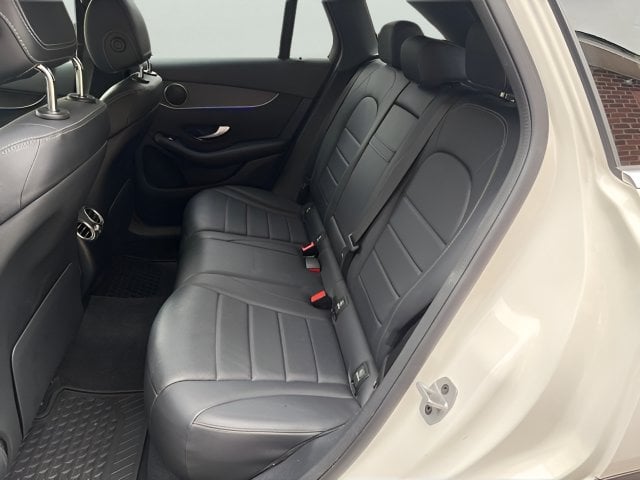Pre-Owned 2022 Mercedes-Benz GLC GLC 300 - photo - 6