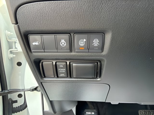 Pre-Owned 2020 Nissan Armada Platinum - photo - 15