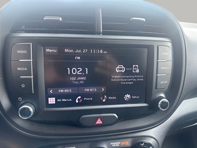 Pre-Owned 2024 Kia Soul LX - photo - 11