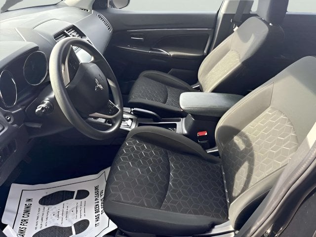 Pre-Owned 2024 Mitsubishi Outlander Sport 2.0 ES - photo - 7