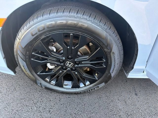 Pre-Owned 2025 Honda Odyssey Sport-L - photo - 32