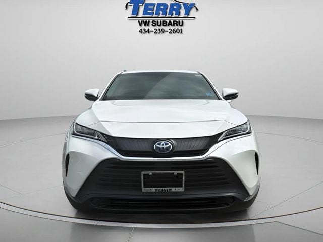 Pre-Owned 2022 Toyota Venza LE - photo - 1