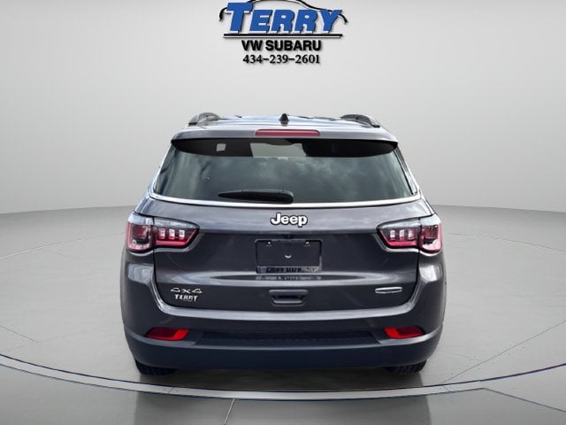 Pre-Owned 2023 Jeep Compass Latitude - photo - 3