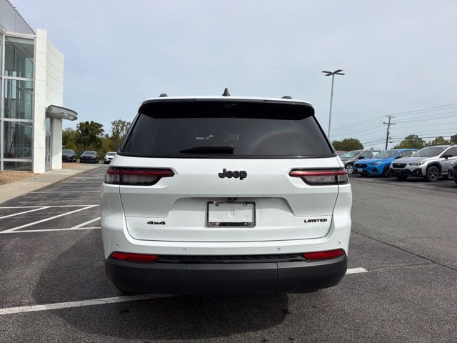 Pre-Owned 2023 Jeep Grand Cherokee L Limited - photo - 3