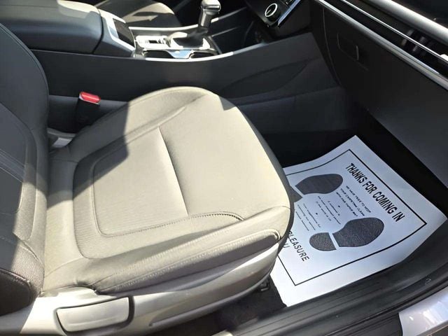 Pre-Owned 2025 Hyundai Tucson SEL - photo - 13