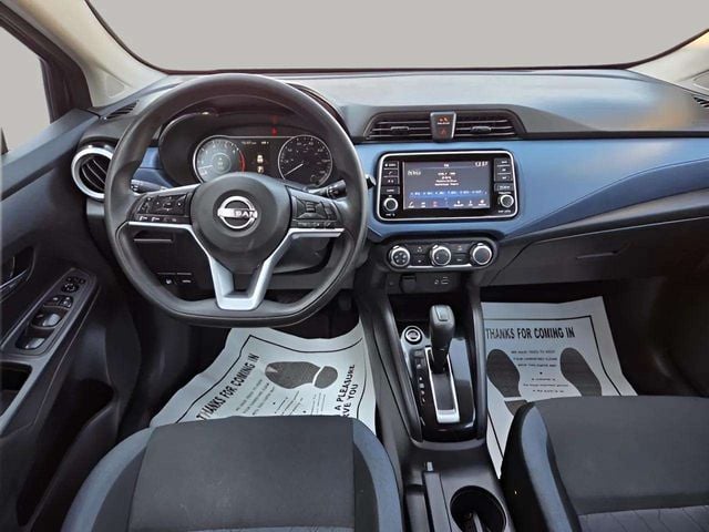 Pre-Owned 2023 Nissan Versa 1.6 SV - photo - 6