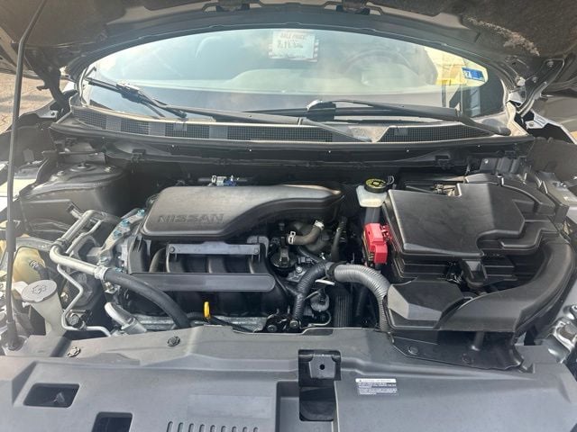 Pre-Owned 2020 Nissan Rogue Sport SV - photo - 15