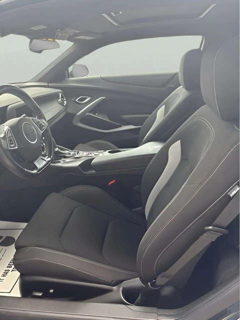 Pre-Owned 2022 Chevrolet Camaro 1LT - photo - 7