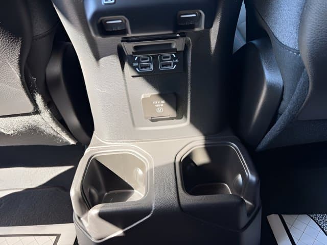 Pre-Owned 2025 Jeep Wrangler Rubicon - photo - 8