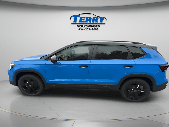 Pre-Owned 2025 Volkswagen Taos 1.5T SE Black - photo - 1
