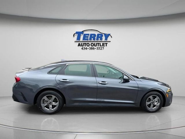 Pre-Owned 2023 Kia K5 LXS - photo - 0